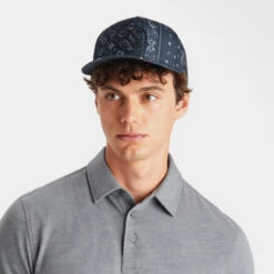 BANDANA FEATHERWEIGHT TECH SNAPBACK HAT -Golf Shop G4AS23H111 ONYX 6